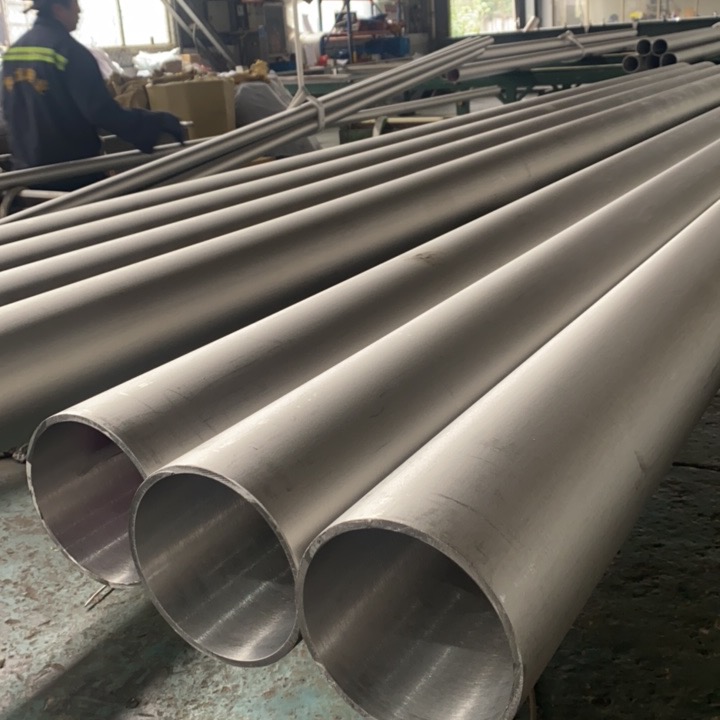 316 / L Pipe en acier inoxydable: gardien fiable dans des environnements difficiles