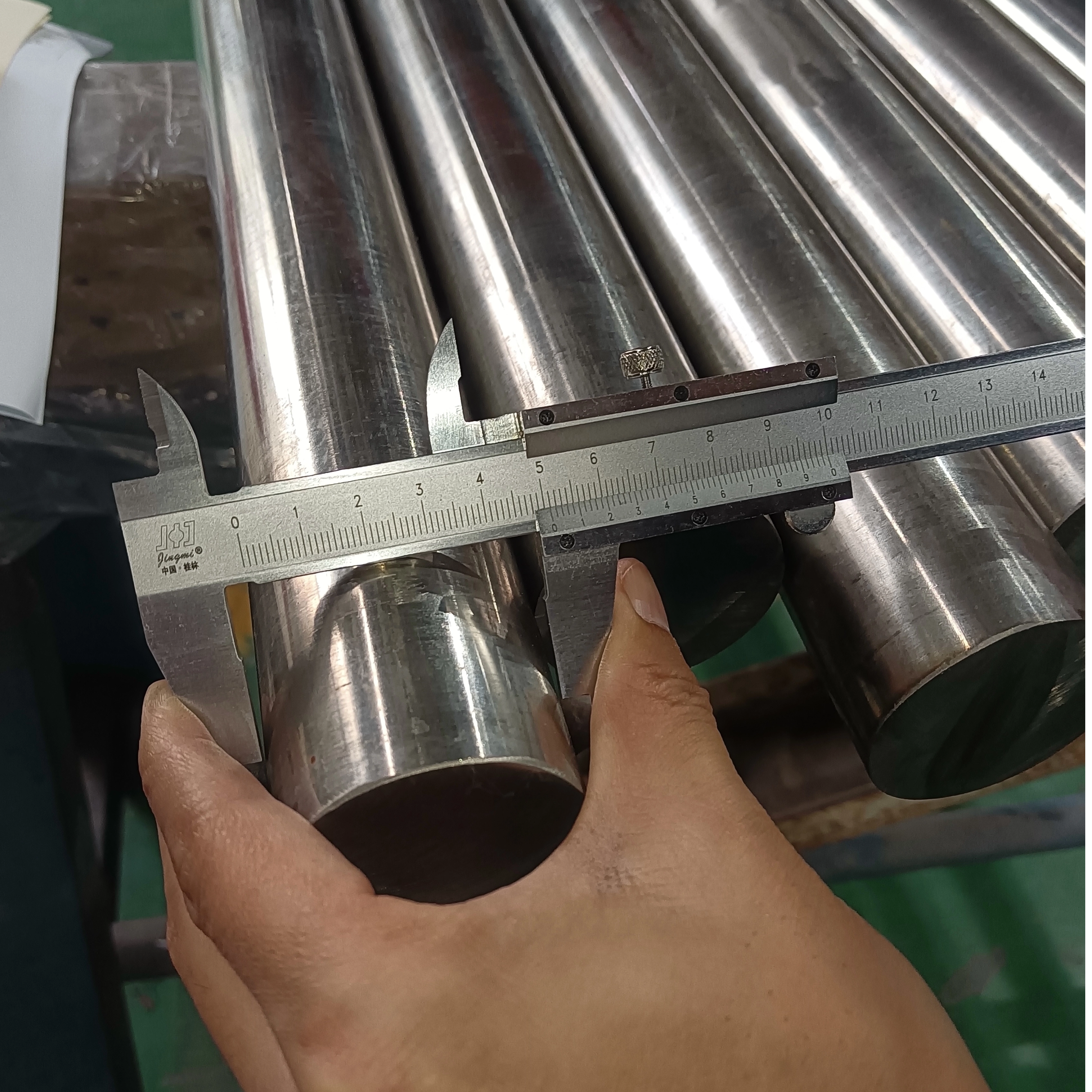 Hastelloy C22 Alliage résistant à la corrosion barre ronde en acier forgé