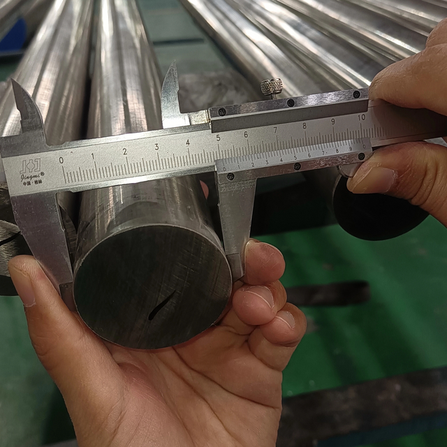 ASTM 316L Pipe soudé en acier inoxydable tuyau austénitique rond 